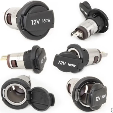 Çakmak Soketi Kapaklı 12V