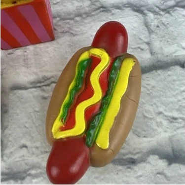 Hot Dog Sesli Köpek